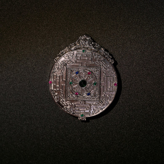 Samantabhadra Amulet – Copper & Black Geometric Circle